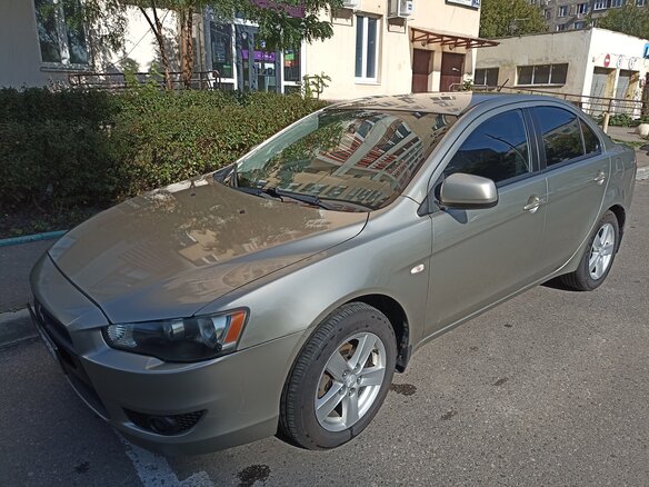 2008 Mitsubishi Lancer X, бежевый, 610000 рублей - вид 6
