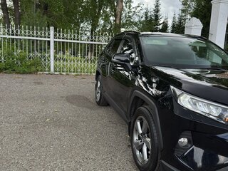 2020 Toyota RAV4 V (XA50), чёрный, 3170000 рублей, вид 3