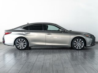 2019 Lexus ES 250 VII, серый, 3399000 рублей, вид 5
