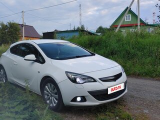 2013 Opel Astra GTC J Рестайлинг, белый, 680000 рублей, вид 1