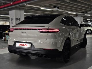 2021 Porsche Cayenne III, серый, 8720000 рублей, вид 3