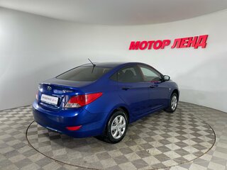 2013 Hyundai Solaris I, синий, 660000 рублей, вид 4
