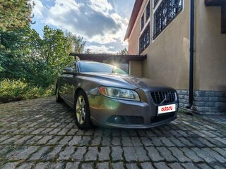 2008 Volvo V70 III, коричневый, 1100000 рублей, вид 2