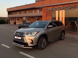 2016 Toyota Highlander III (XU50), бежевый, 3090000 рублей, вид 2