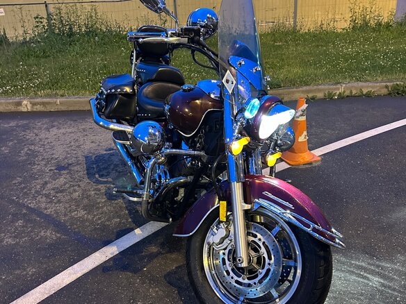 2006 Yamaha XVS1100, красный, 690000 рублей - вид 6