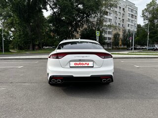 2021 Kia Stinger I Рестайлинг, белый, 3700000 рублей, вид 4