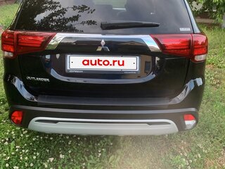 2021 Mitsubishi Outlander III Рестайлинг 3, чёрный, 2650000 рублей, вид 2