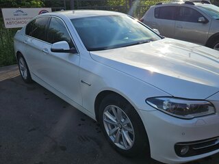 2014 BMW 5 серии 528i xDrive VI (F10/F11/F07) Рестайлинг, белый, 2500000 рублей, вид 4