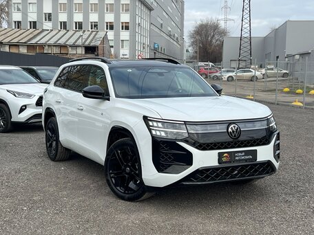 2026 Volkswagen Teramont Pro II (China Market), белый, 5700000 рублей, вид 3
