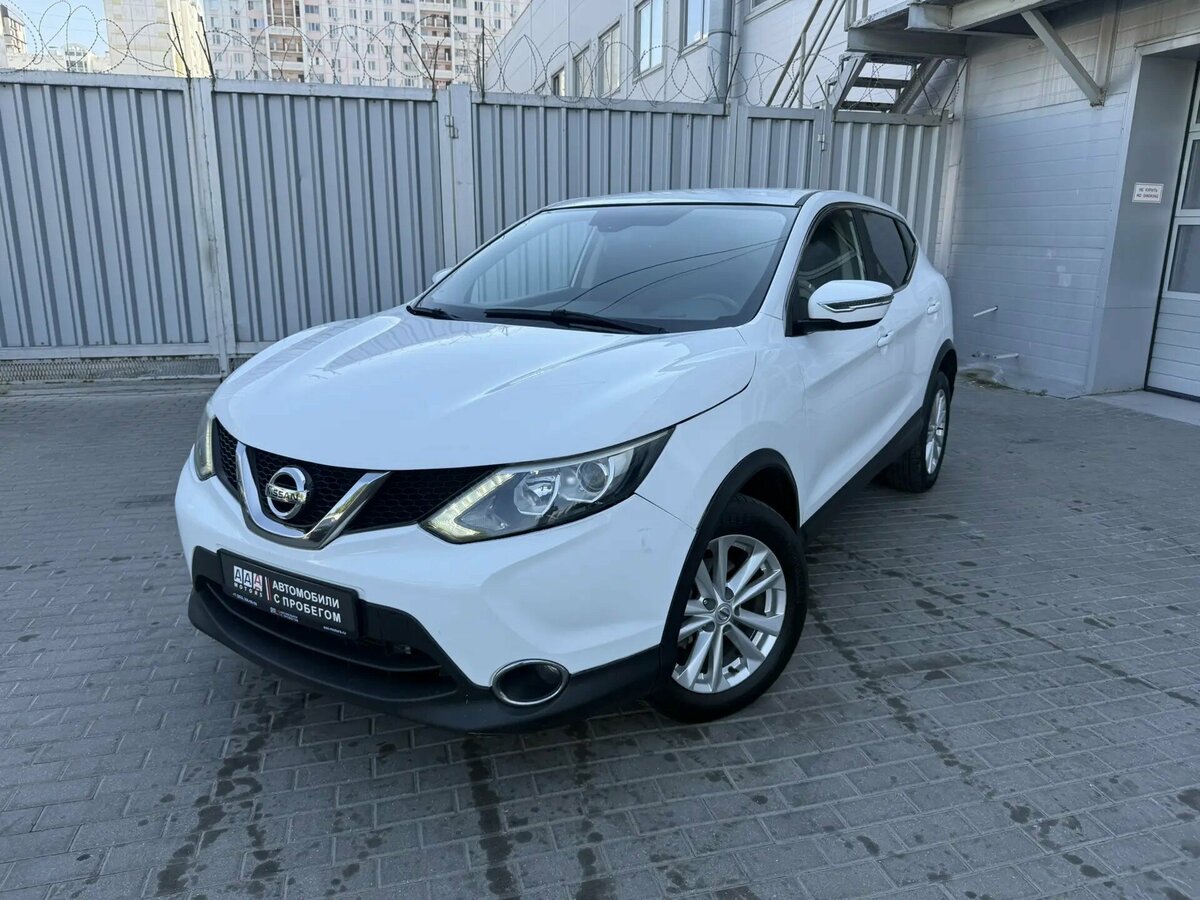 Открыть фотографии: Nissan Qashqai II