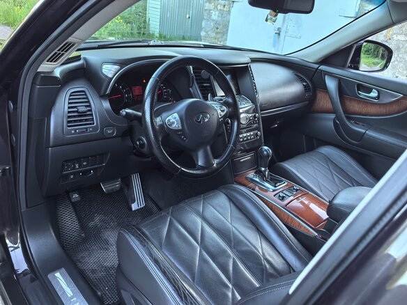 2010 Infiniti FX37 II (S51), коричневый, 1990000 рублей - вид 20