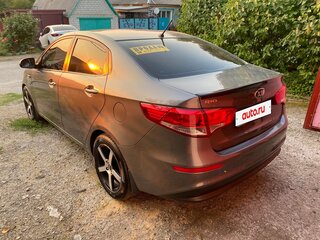 2016 Kia Rio III Рестайлинг, серый, 1100000 рублей, вид 4
