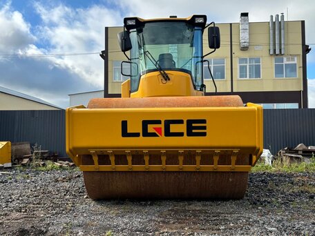 2025 LGCE RS7140H, жёлтый, 8200000 рублей, вид 2