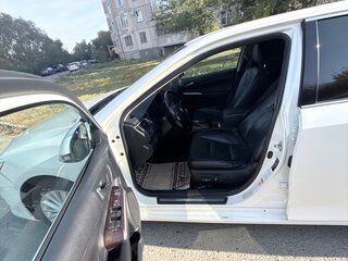 2014 Toyota Camry VII (XV50) Рестайлинг, белый, 1700000 рублей, вид 2