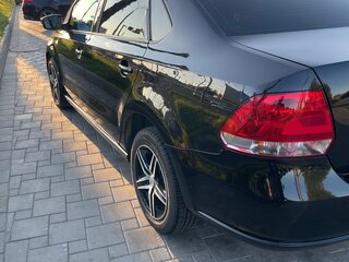 2014 Volkswagen Polo V, чёрный, 700000 рублей, вид 5