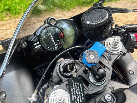 2014 Yamaha YZF-R1, серый, 1150000 рублей, вид 5