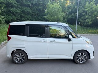 2018 Toyota Roomy I, белый, 945000 рублей, вид 3