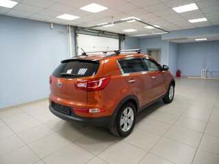 2011 Kia Sportage III, оранжевый, 999000 рублей, вид 3