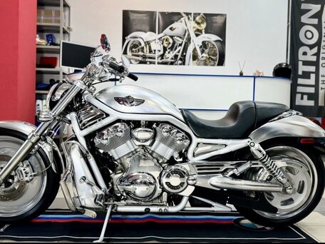 2003 Harley-Davidson V-Rod, серебристый, 1190000 рублей, вид 1
