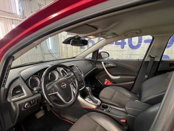 2011 Opel Astra J, красный, 750000 рублей - вид 12