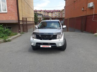 2008 Nissan Navara (Frontier) III (D40), серебристый, 1700000 рублей, вид 2