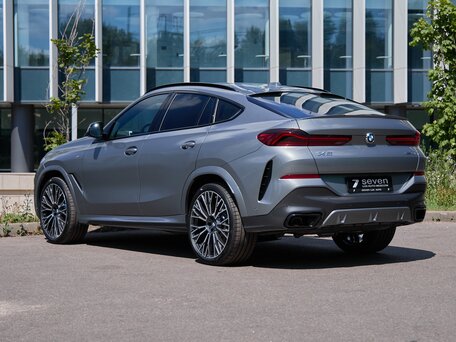 2026 BMW X6 40i III (G06) Рестайлинг, серебристый, 15490000 рублей, вид 4