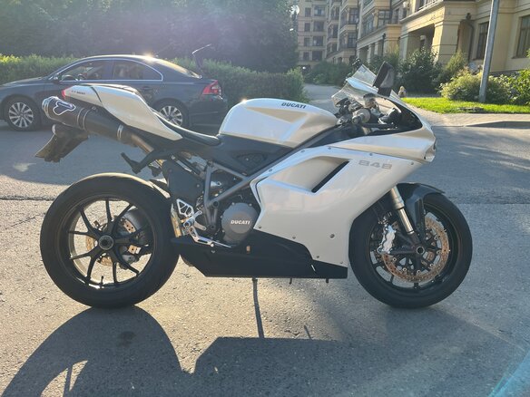 2009 Ducati 848, белый, 700000 рублей - вид 1