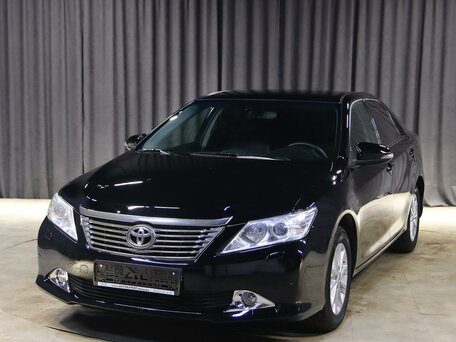 2012 Toyota Camry VII (XV50), чёрный, 1299000 рублей, вид 1