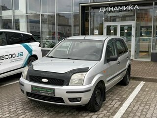 Ford Fusion I