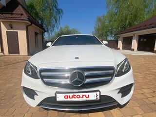 2017 Mercedes-Benz E-Класс 220 d V (W213, S213, C238), белый, 2950000 рублей, вид 1