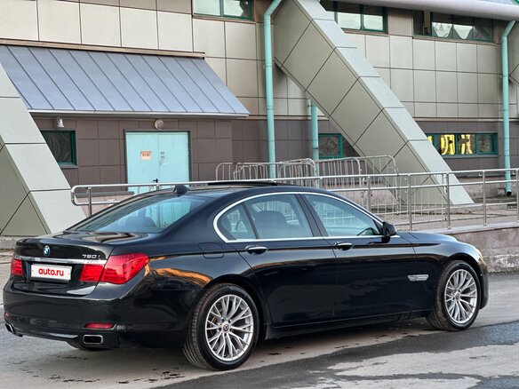 2008 BMW 7 серии 750i V (F01/F02/F04), чёрный, 1700000 рублей - вид 6