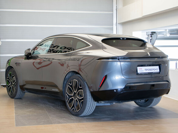 2023 Avatr 11 90 kWh I, серебристый - вид 5