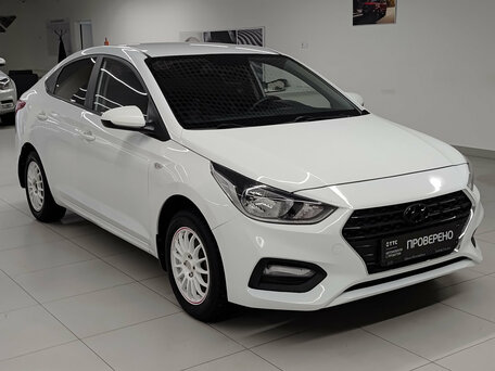 2018 Hyundai Solaris II, белый, 705000 рублей, вид 3