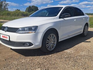 2013 Volkswagen Jetta VI, белый, 1000000 рублей, вид 2