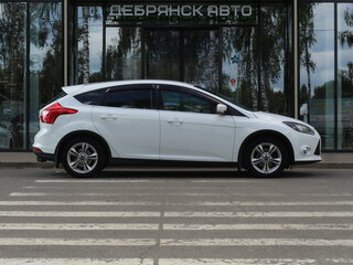 2011 Ford Focus III, белый, 685000 рублей, вид 4
