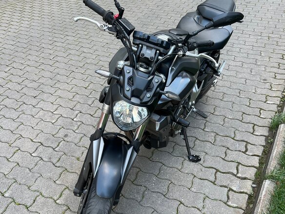 2016 Yamaha MT-07 (FZ-07), серый, 590000 рублей