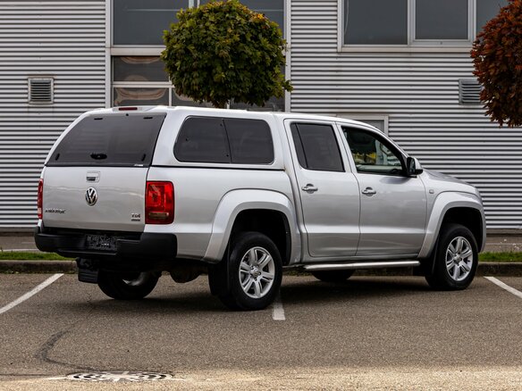 2012 Volkswagen Amarok I, серебристый, 1695000 рублей - вид 5