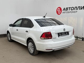 2019 Volkswagen Polo V Рестайлинг, белый, 825000 рублей, вид 3