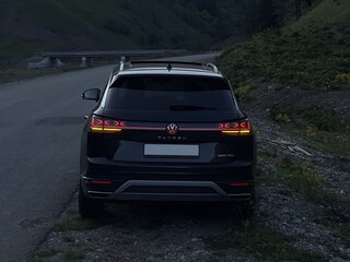 2023 Volkswagen Tayron I Рестайлинг, серый, 2550000 рублей, вид 2
