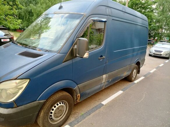 2010 Mercedes-Benz Sprinter, синий, 1050000 рублей - вид 1