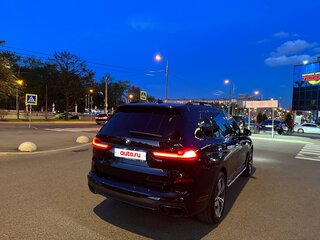 2020 BMW X7 40i I (G07), чёрный, 4850000 рублей, вид 4