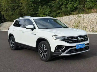 2022 Volkswagen Tayron I, белый, 3100000 рублей, вид 1