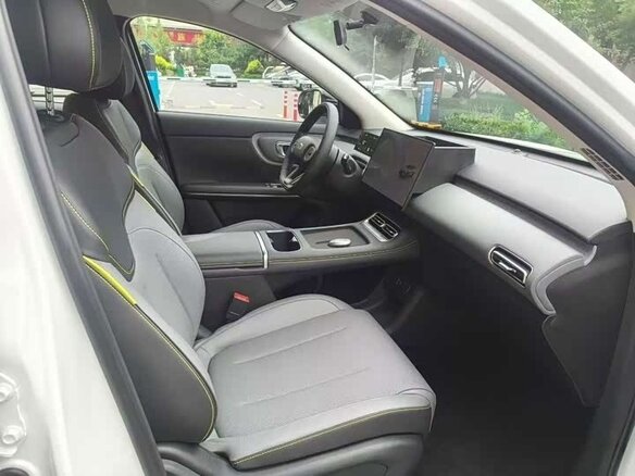 2026 Changan Qiyuan Q05 51.9 kWh II, серебристый - вид 6