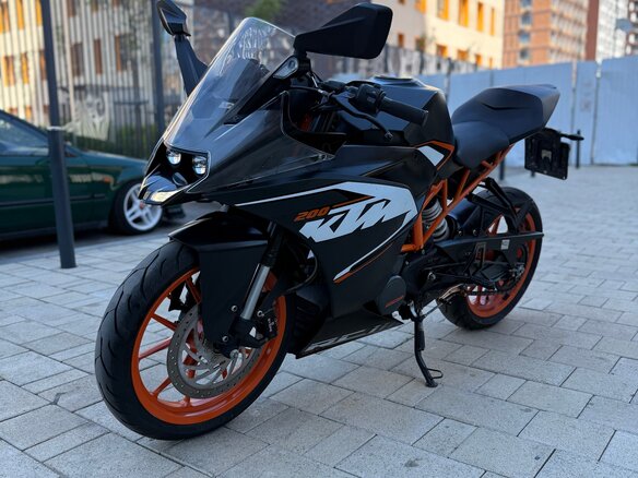 2014 KTM RC 200, чёрный, 200000 рублей - вид 7