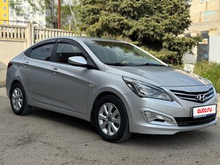 2016 Hyundai Solaris I Рестайлинг, серебристый, 1200000 рублей, вид 3