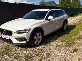 2021 Volvo V60 Cross Country II, белый, 3690000 рублей, вид 2
