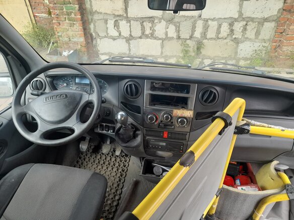 2013 Iveco Daily, белый, 750000 рублей - вид 11