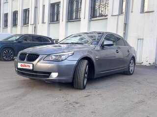 2009 BMW 5 серии 525xi V (E60/E61) Рестайлинг, серый, 975000 рублей, вид 2