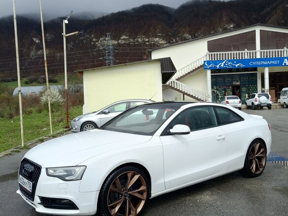 2011 Audi A5 I (8T) Рестайлинг, белый, 1300000 рублей - вид 11