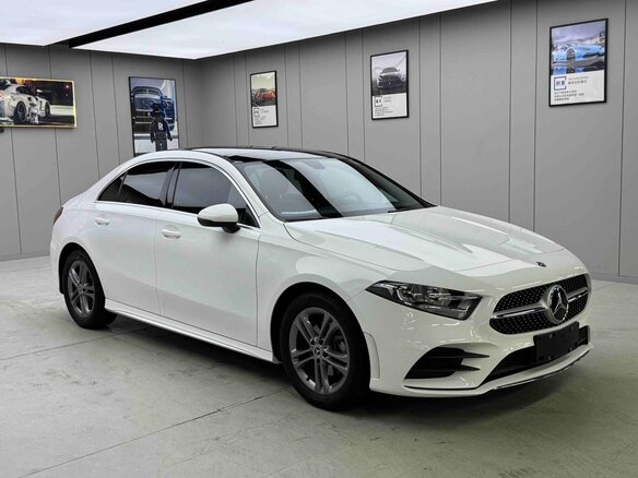 2022 Mercedes-Benz A-Класс 180 Long IV (W177) Рестайлинг, белый, 1500000 рублей - вид 2
